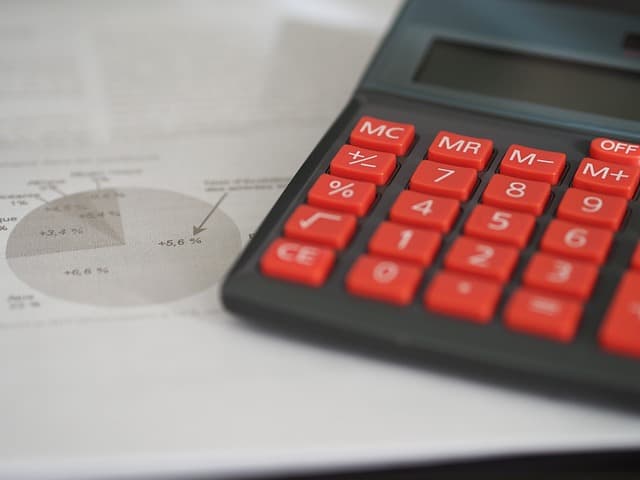 Comment réussir vos études financières : 5 astuces incontournables